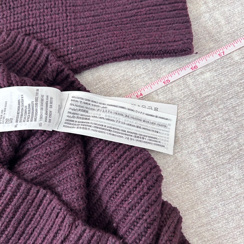 Abercrombie & Fitch Chunky Knit Turtleneck Tunic Sweater in XS - Picture 4 of 9